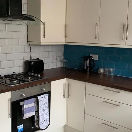 Anfield House 2 Bedroom 2 Mins From Anfield Stadium Sleeps 7 Ливерпуль Экстерьер фото
